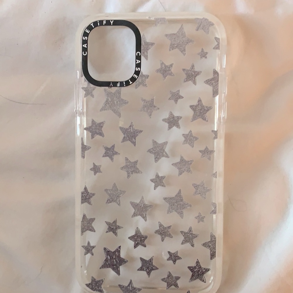 Super Cute Case that is clear with grey stars🌵